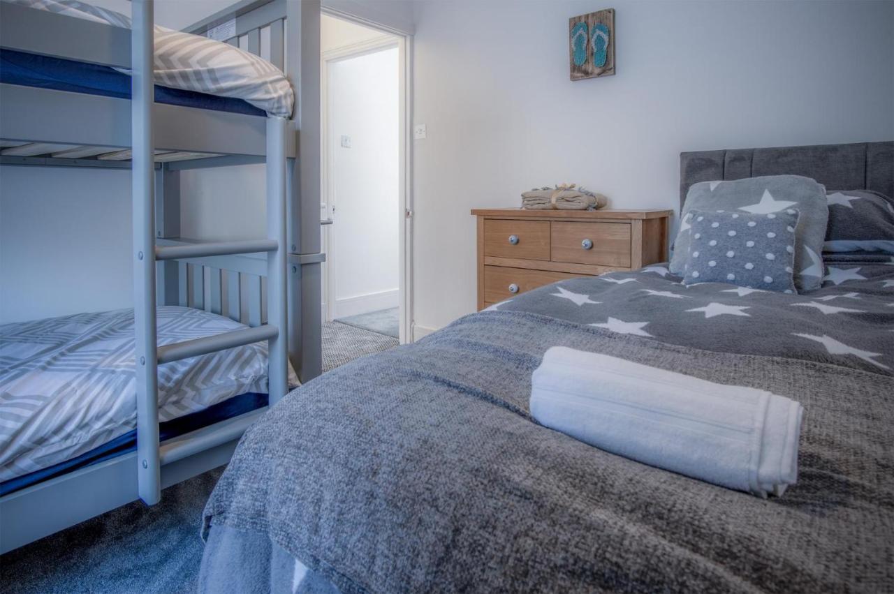 Hawtree Cottage - 2 Bedroom Cottage - تينبي المظهر الخارجي الصورة